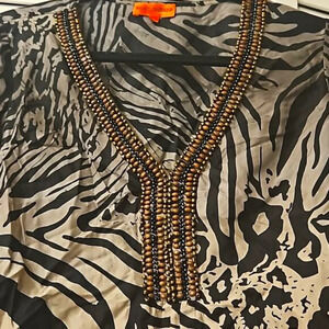 HALE BOB CABANA 100% silk Beaded Zebra Print black and Cream tunic. Size small